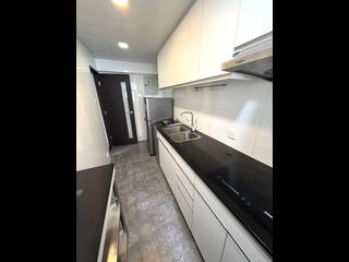Tai Koo Shing - Tai Koo Shing Sing Fai Terrace Hoi Sing Mansion 10