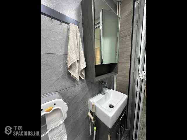 Wan Chai - Jet Foil Mansion 02