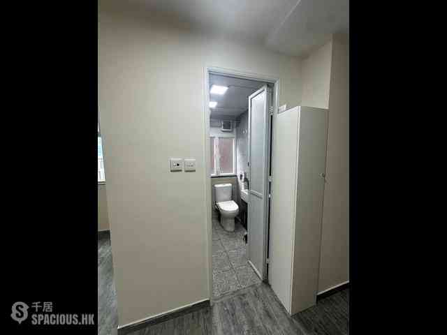 Wan Chai - Jet Foil Mansion 10