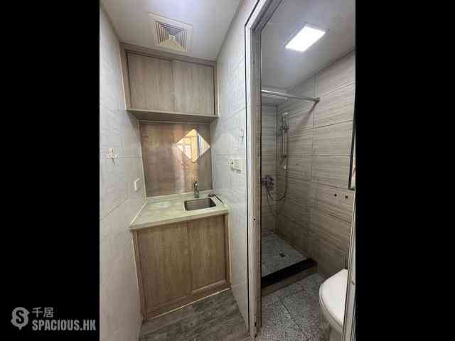 Wan Chai - Jet Foil Mansion 12