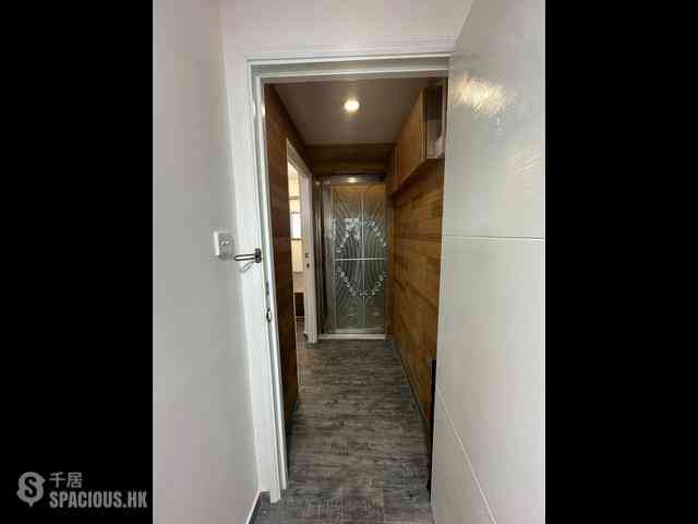 Wan Chai - Jet Foil Mansion 15