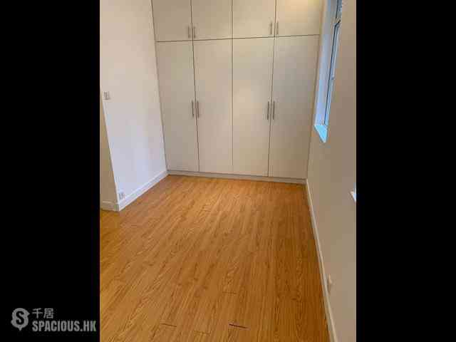 Wan Chai - Hay Wah Building Block B 04