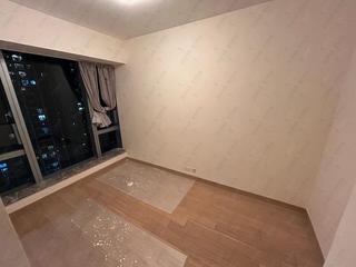 Tseung Kwan O - The Parkside Block 2 03