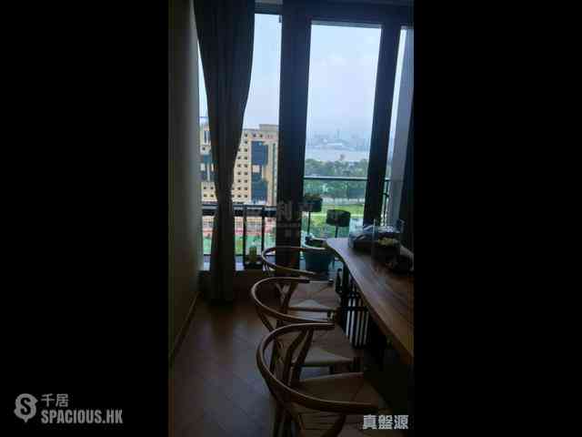 Causeway Bay - Jones Hive 01