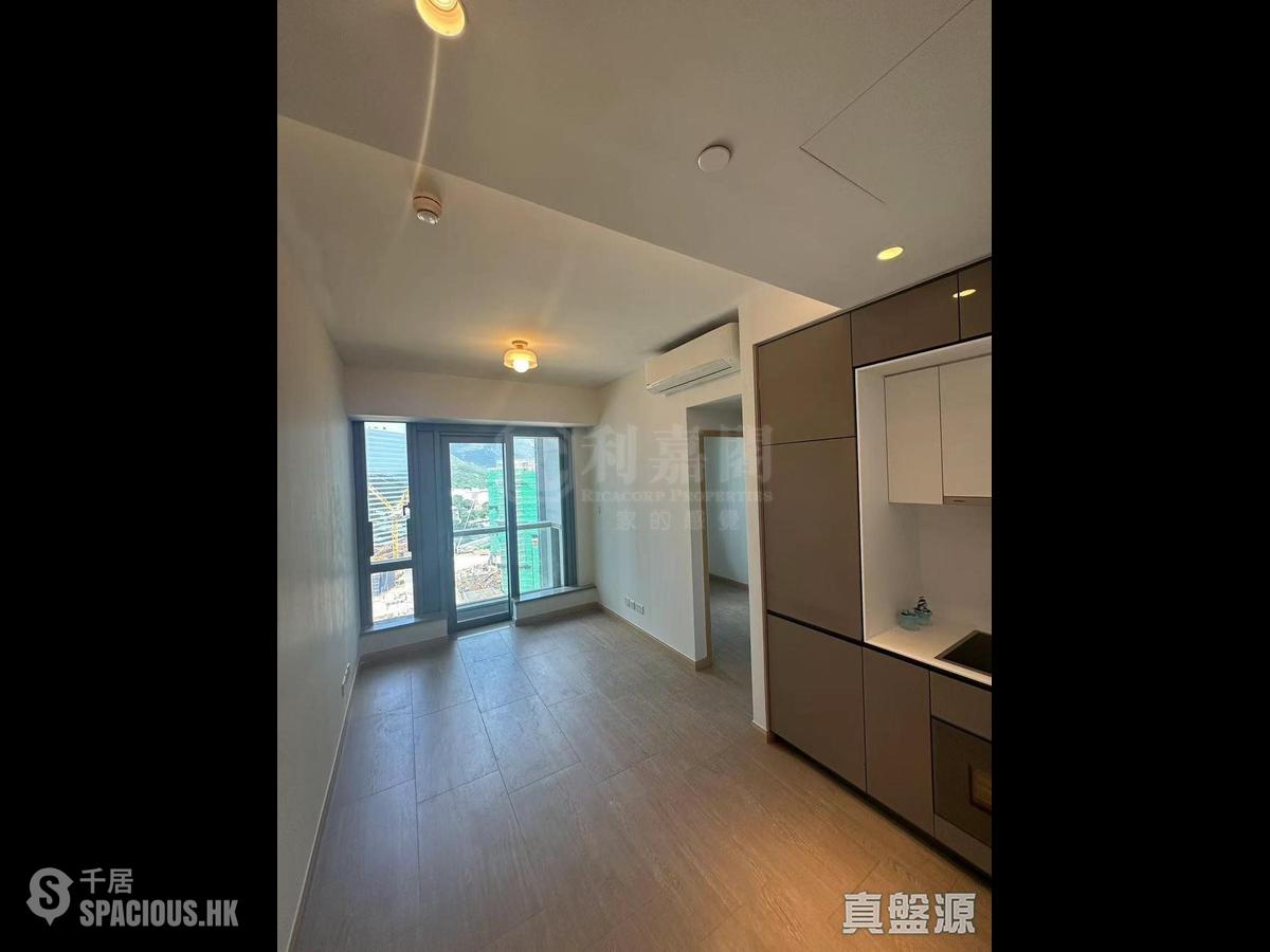 Wong Chuk Hang - The Southside Phase 2 La Marina 01