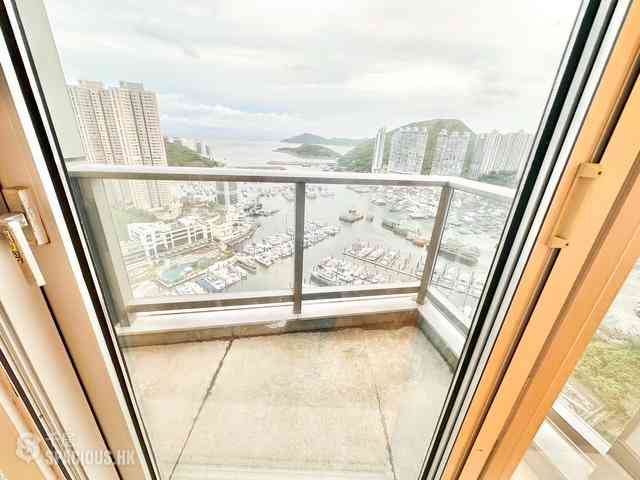 Wong Chuk Hang - Marinella Block 2 01