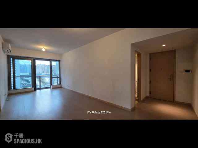 Wong Chuk Hang - The Southside Phase 2 La Marina Tower 2A 01