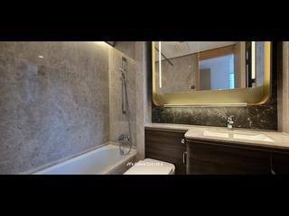 Wong Chuk Hang - The Southside Phase 2 La Marina Tower 2A 07