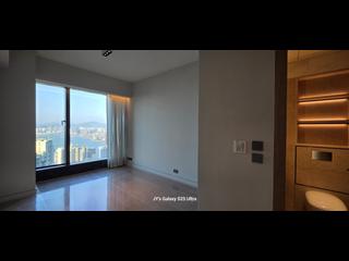 Mid Levels West - The Legacy Phase 1 Tower 2 06
