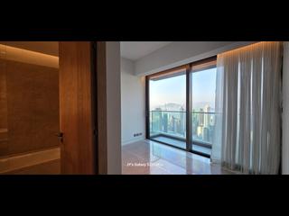 Mid Levels West - The Legacy Phase 1 Tower 2 07