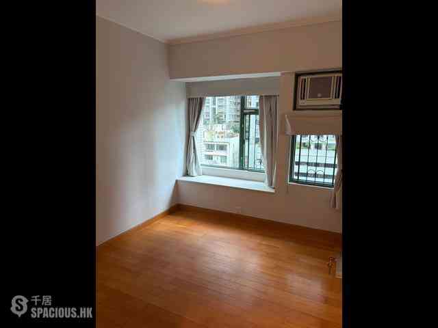 Mid Levels Central - Robinson Place Block 1 05