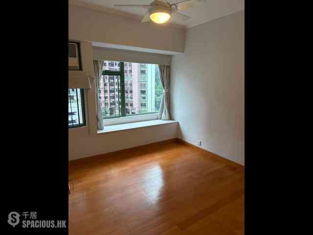 Mid Levels Central - Robinson Place Block 1 07
