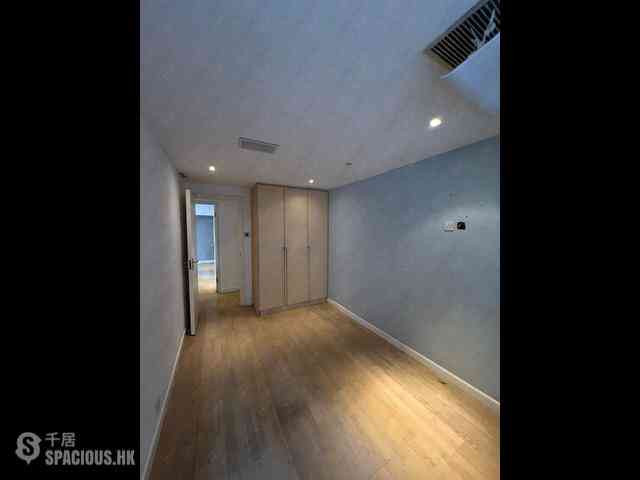 Mid Levels Central - Robinson Heights Block 2 02