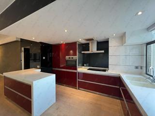 Mid Levels Central - Robinson Heights Block 2 03