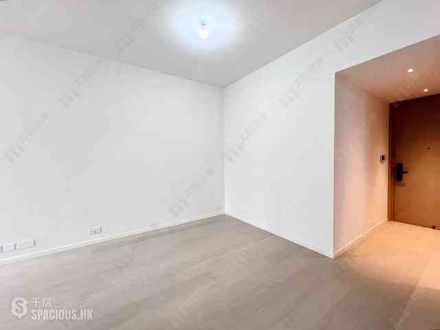 Wan Chai - 33 Kennedy Road 05
