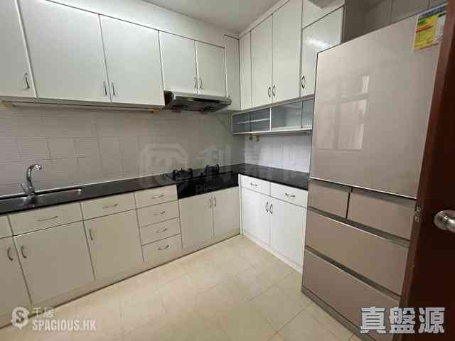 Tin Hau - Park Towers Block 1 09