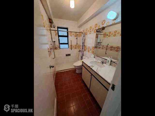 Pok Fu Lam - Baguio Villa 13