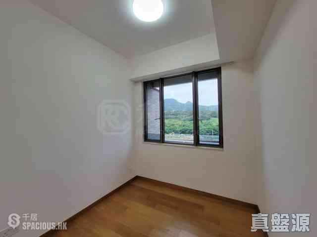 Tseung Kwan O - The Papillons Block 1 05