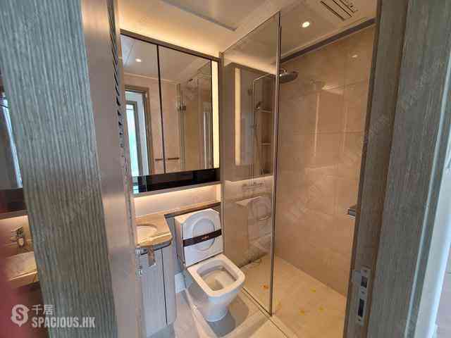 Wong Chuk Hang - The Southside Phase 1 Southland Tower 2A 09