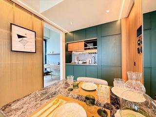 Sai Ying Pun - Des Voeux W Residence 02
