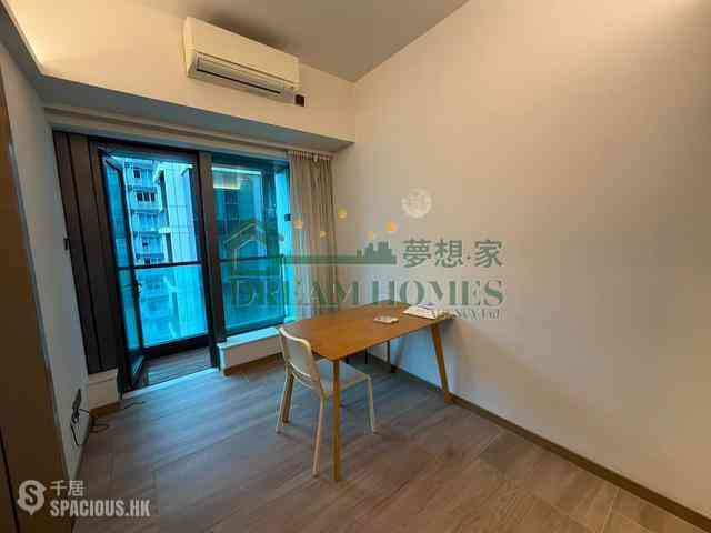 Sai Ying Pun - One・Artlane 02