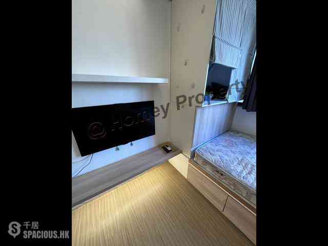 Causeway Bay - Lei Wen Court 11