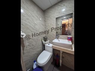 Causeway Bay - Lei Wen Court 14