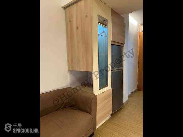 Causeway Bay - Lei Wen Court 07
