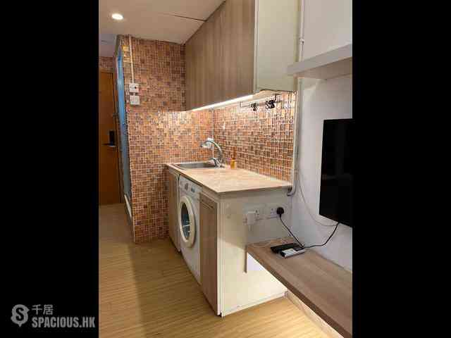Causeway Bay - Lei Wen Court 07