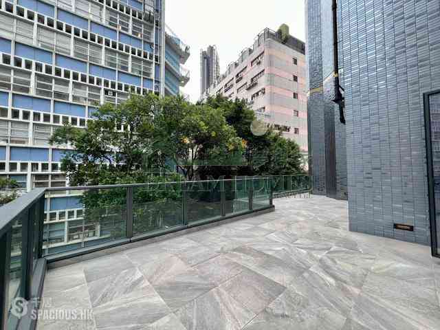 Sai Ying Pun - The Queens 10