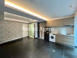 Sai Ying Pun - Wah Fai Court 06