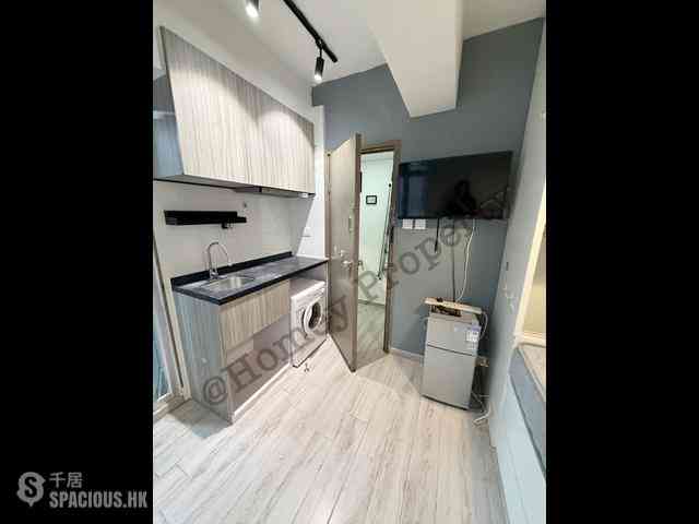 Tsim Sha Tsui - Long Kee Mansion 05
