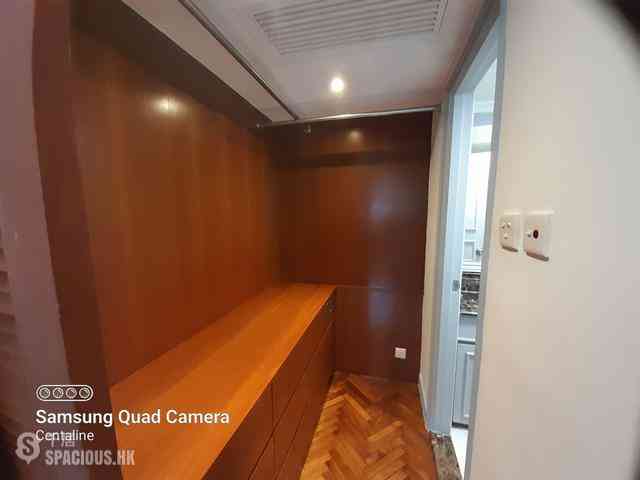 Mid Levels Central - 62B, Robinson Road 02