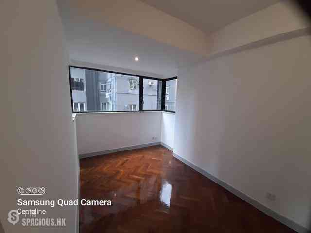 Mid Levels Central - 62B, Robinson Road 08