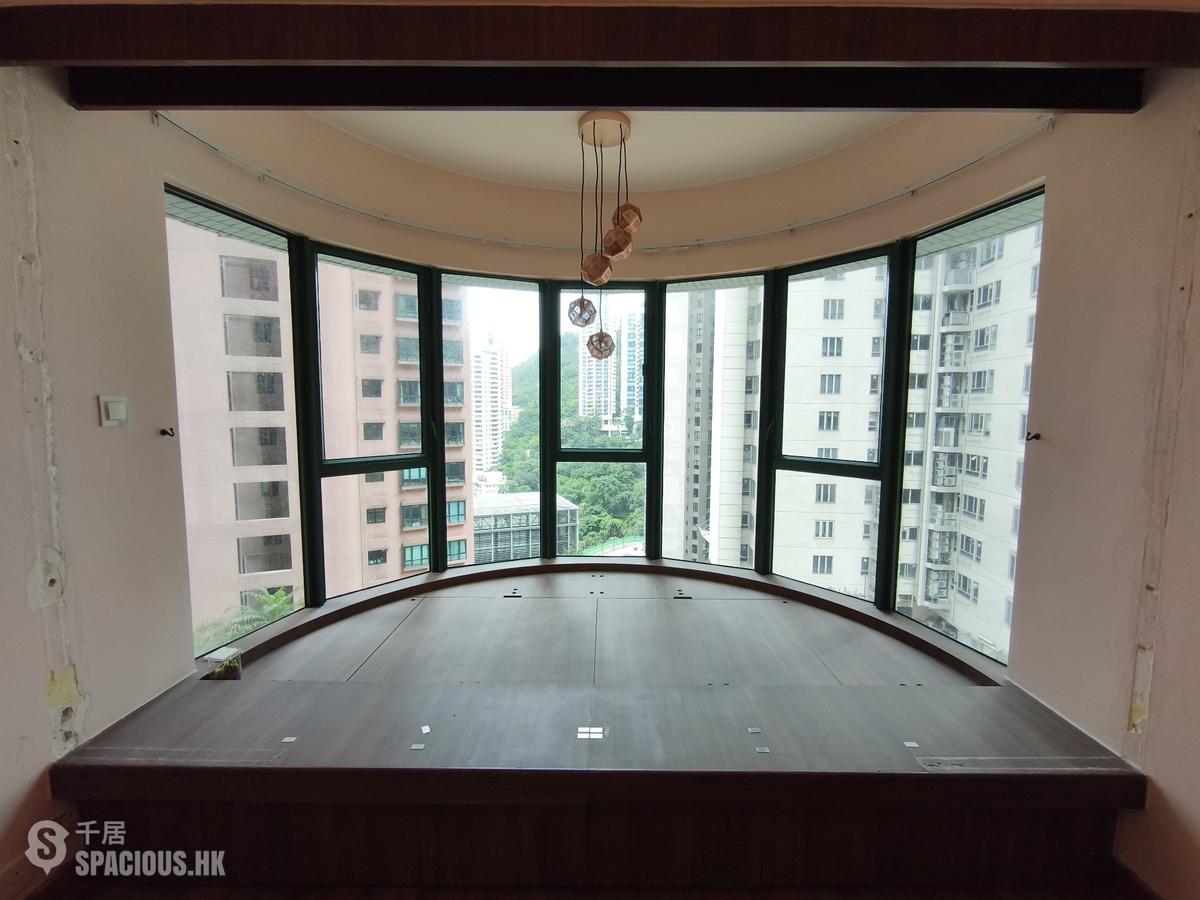 Mid Levels Central - Hillsborough Court Block 1 01