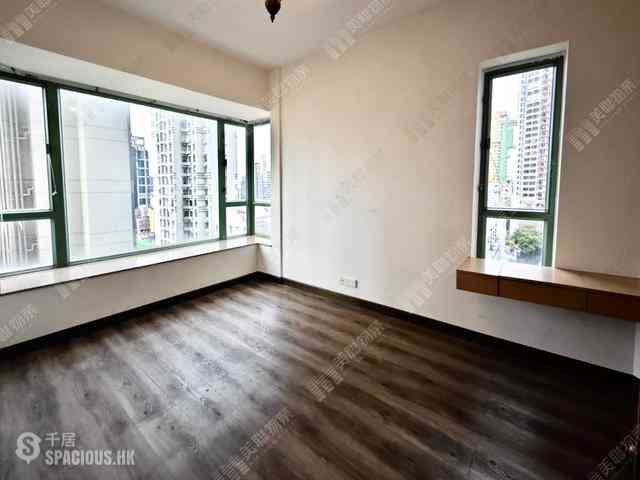 Sai Ying Pun - Bon-Point 10