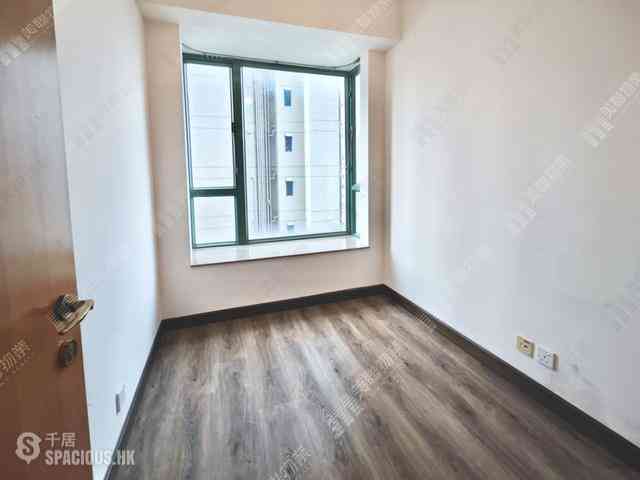 Sai Ying Pun - Bon-Point 16