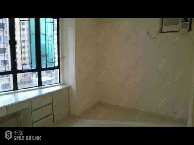 Mid Levels Central - Robinson Heights Block 3 07