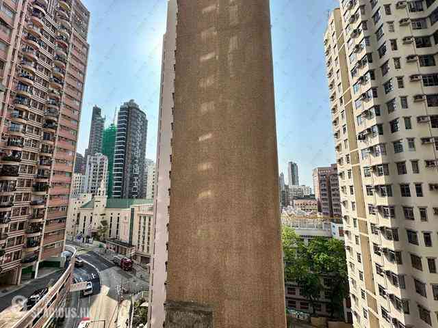 Sai Ying Pun - 63, Pokfulam Emerald House (Tower 2) 13