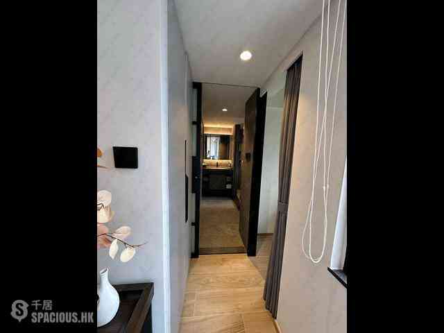Central - 108-110, Wellington Street 08