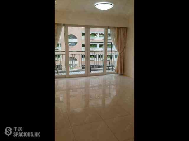 Wan Chai - Phoenix Court Block 5 02