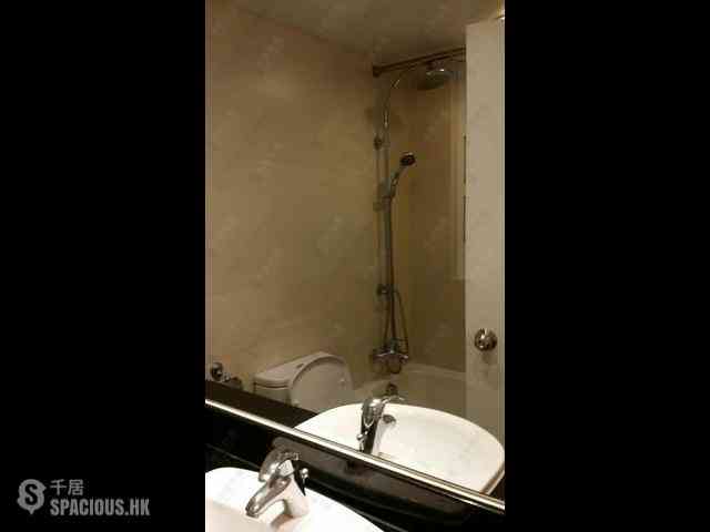 Wan Chai - Phoenix Court Block 5 12