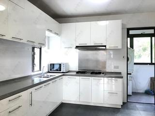 Mid Levels East - Sakura Court 13
