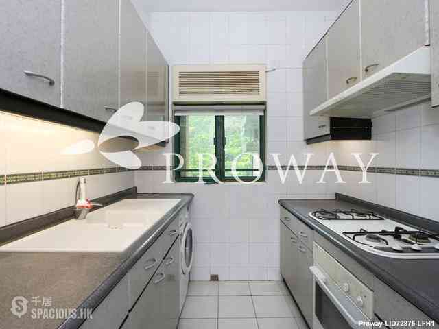 Mid Levels Central - Hillsborough Court 06