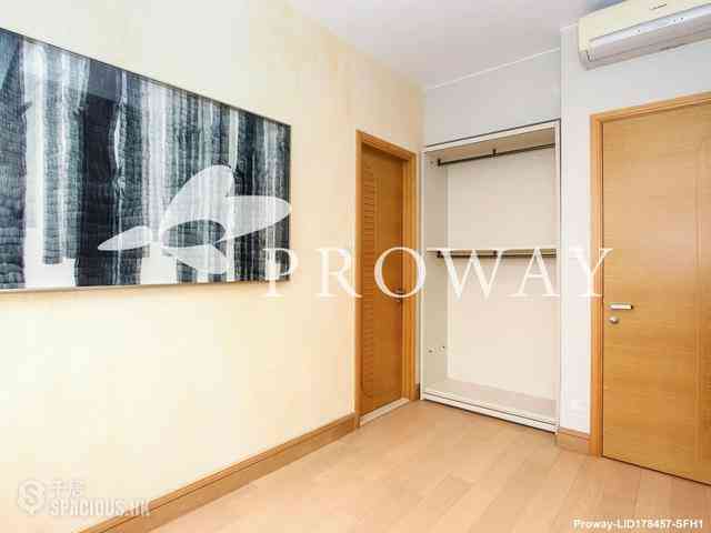 Kennedy Town - Cadogan 06
