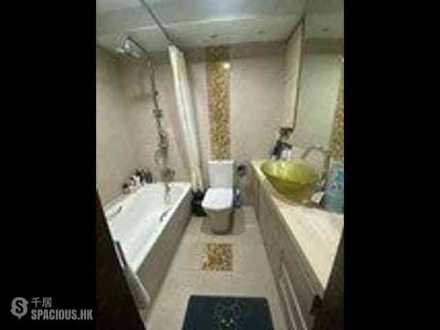 Mid Levels Central - Robinson Place Block 2 13