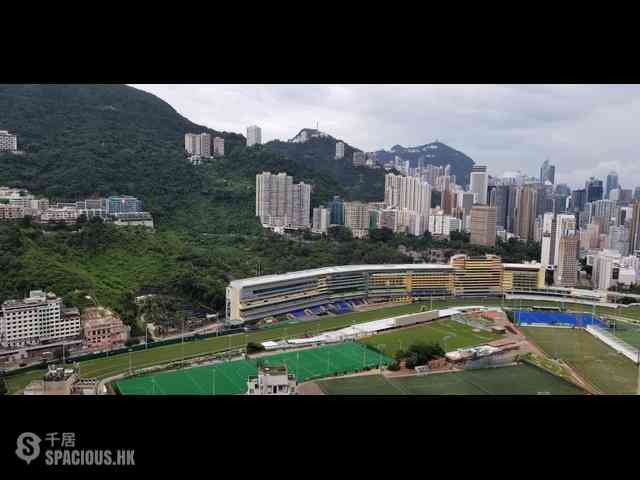 Happy Valley - Broadwood Twelve 01