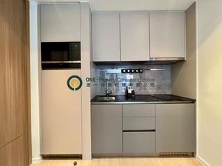 Sai Ying Pun - Des Voeux W Residence 04