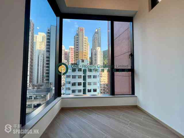 Kennedy Town - Kennedy Bay 07