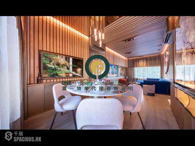 Mid Levels Central - Hillsborough Court 04
